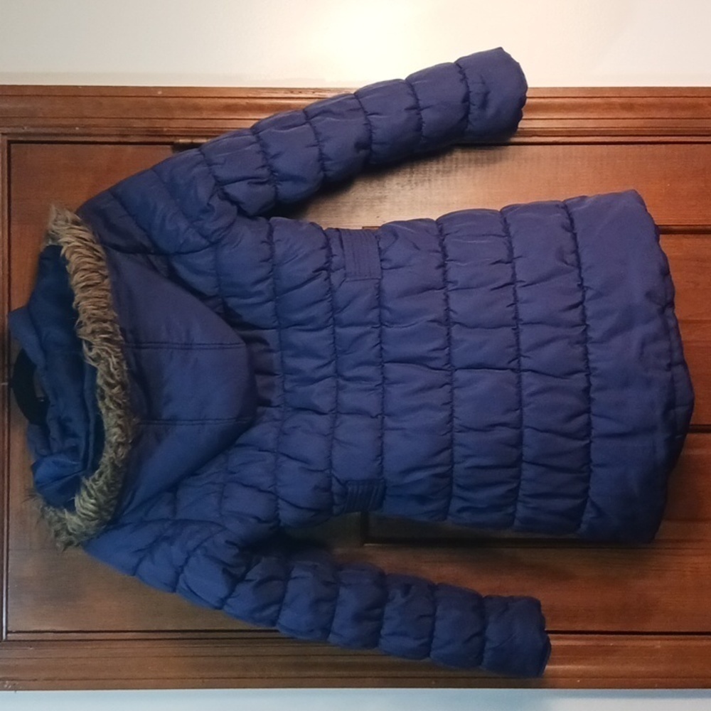 Weatherproof  puffy large blue jacket on rack - Picture 4 of 8